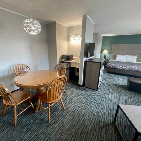 Countryside Inn & Suites Omaha East-Council Bluffs Ia Værelse billede