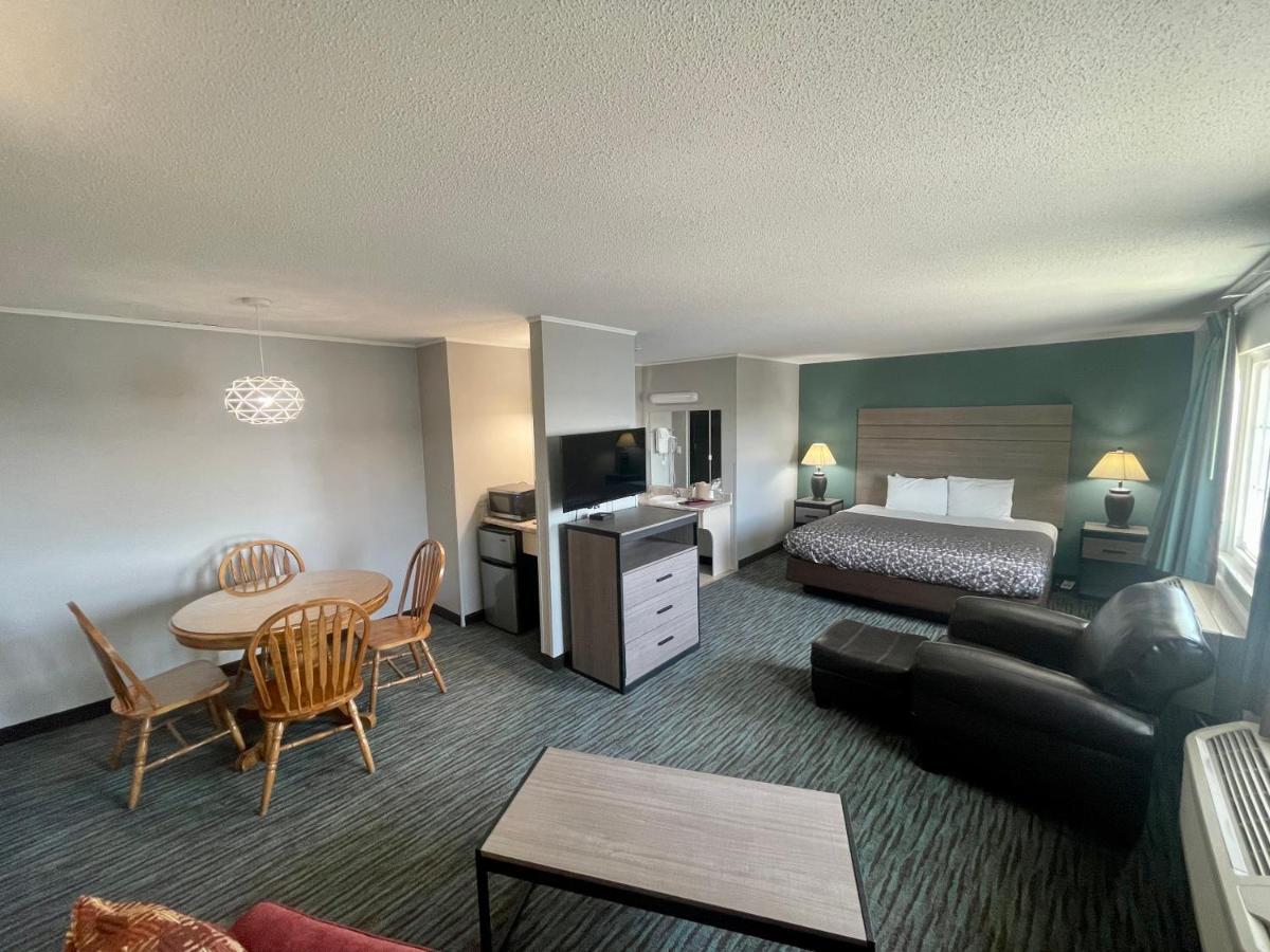 Countryside Inn & Suites Omaha East-Council Bluffs Ia Eksteriør billede
