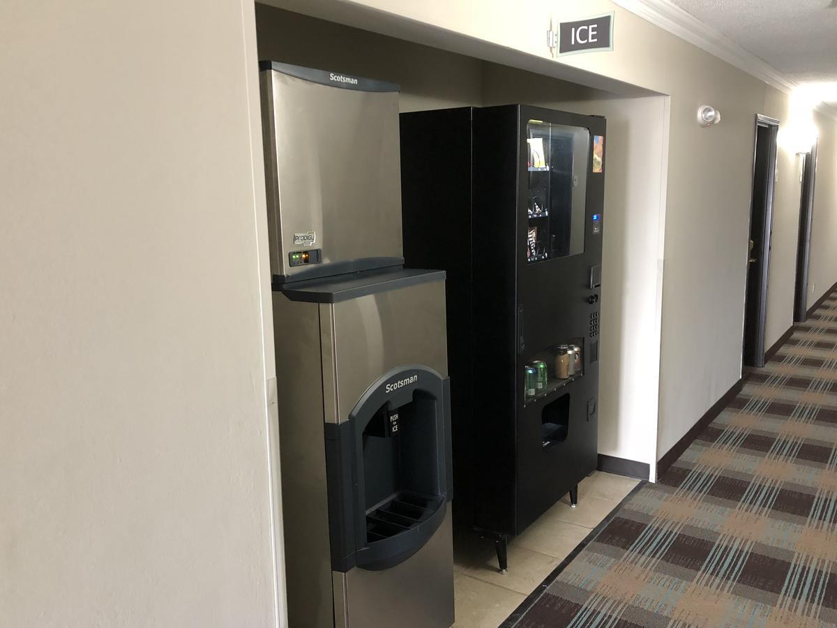 Countryside Inn & Suites Omaha East-Council Bluffs Ia Eksteriør billede